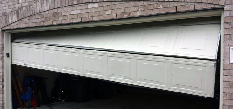 emergency door replacement Dewdney Place